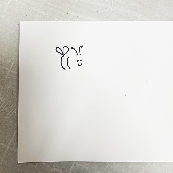 Drawing details of bumblebee in pen