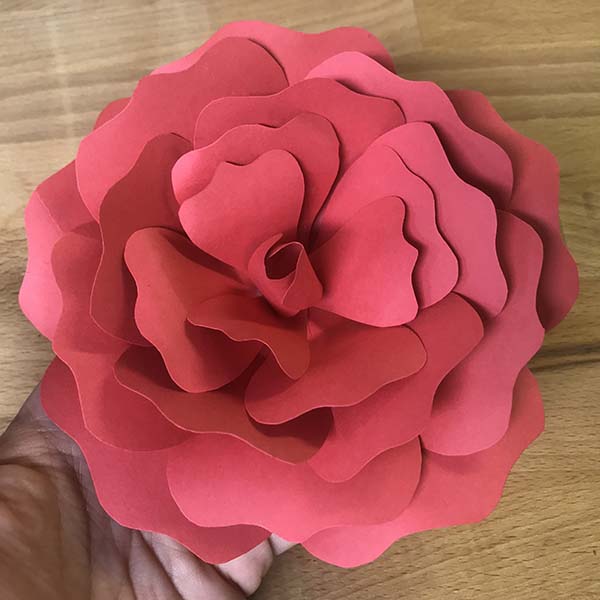 Finished paper flower
