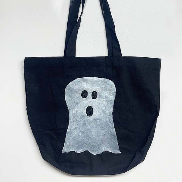 Finished ghost trick or treat bag